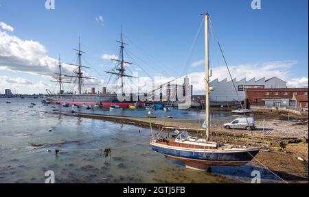 HMS Warrior, le premier cuirassé blindé à coque de fer de Grande-Bretagne, amarré à Portsmouth Dockyard, Hampshire, Royaume-Uni, le 29 septembre 2021 Banque D'Images