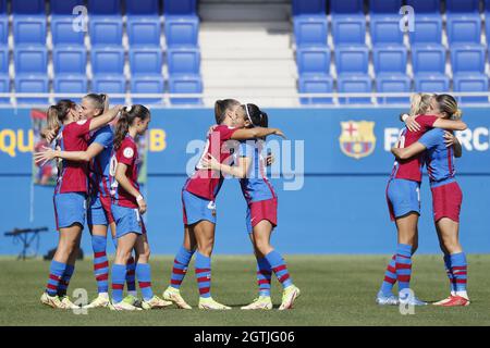 Barcelone, Espagne. 02 octobre 2021. Les joueurs de Barcelone avant le match, Primera Iberdrola match entre Barcelone et Deportivo Alaves Femenino au stade Johan Cruyff à Barcelone, Espagne. Crédit: SPP Sport presse photo. /Alamy Live News Banque D'Images