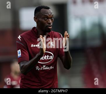 Stade Arechi, Salerno, Italie. 2 octobre 2021. Série A football, Salernitana versus Gênes : Simy of Salernitana Credit: Action plus Sports/Alay Live News Banque D'Images