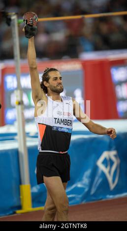 ZURICH - SUISSE 8 septembre 21 : Gianmarco Tamberi participant au saut en hauteur à la finale de la Ligue des diamants de Wanda au stade Letzigrund, Zurich, sur le Banque D'Images