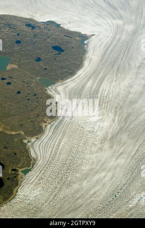 Le bord ouest de la calotte glaciaire du Groenland, montrant la fonte saisonnière estivale Banque D'Images