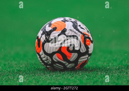 Le ballon de football Barclays Premier League Nike Match Day Banque D'Images