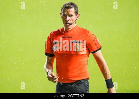 SINT-TRUIDEN, BELGIQUE - 2 OCTOBRE : arbitre Jan Boterberg lors du match de Jupiler Pro League entre Sint-Truidense VV et KV Oostende à Stayen le 2 octobre 2021 à Sint-Truiden, Belgique (photo de Joris Verwijst/Orange Pictures) Banque D'Images