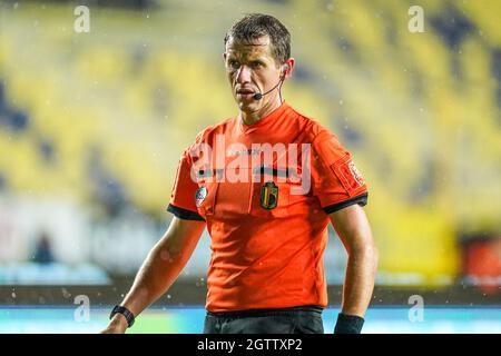 SINT-TRUIDEN, BELGIQUE - 2 OCTOBRE : arbitre Jan Boterberg lors du match de Jupiler Pro League entre Sint-Truidense VV et KV Oostende à Stayen le 2 octobre 2021 à Sint-Truiden, Belgique (photo de Joris Verwijst/Orange Pictures) Banque D'Images