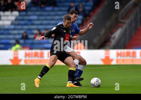 OLDHAM, ROYAUME-UNI. 2 OCT Harrison McGahey d'Oldham Athletic lors du match Sky Bet League 2 entre Oldham Athletic et Harrogate Town à Boundary Park, Oldham, le samedi 2 octobre 2021. (Credit: Eddie Garvey | MI News) Credit: MI News & Sport /Alay Live News Banque D'Images