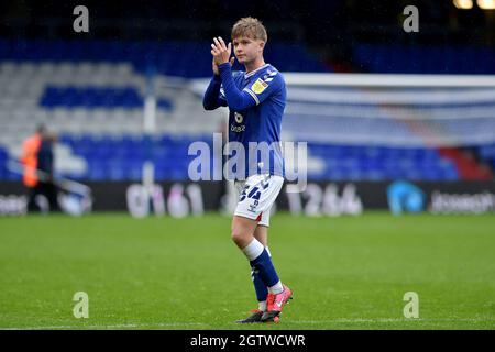 OLDHAM, ROYAUME-UNI. 2 OCTOBRE Harry Vaughan d'Oldham Athletic après le match Sky Bet League 2 entre Oldham Athletic et Harrogate Town à Boundary Park, Oldham, le samedi 2 octobre 2021. (Credit: Eddie Garvey | MI News) Credit: MI News & Sport /Alay Live News Banque D'Images