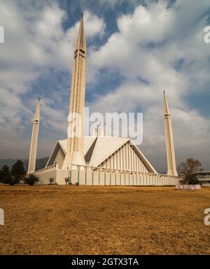 Plan vertical de la mosquée Fayçal Islamabad au Pakistan Banque D'Images