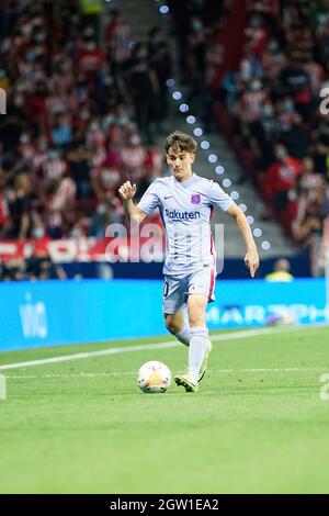 Madrid, Espagne. 02 octobre 2021. GAVI en action pendant le match de la Liga Santander 2021/2022 entre l'Atlético de Madrid et le FC Barcelone au stade Wanda Metropolitano. (Note finale; Atletico de Madrid 2:0 FC Barcelona) (photo de Francis Gonzalez/SOPA Images/Sipa USA) crédit: SIPA USA/Alay Live News Banque D'Images