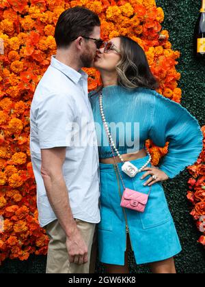 PACIFIC PALISADES, LOS ANGELES, CALIFORNIE, États-Unis - OCTOBRE 02 : l'acteur Bryan Greenberg et la femme/actrice Jamie Chung arrivent au Veuve Clicquot Polo Classic Los Angeles 2021 qui s'est tenu au parc historique national Will Rogers le 2 octobre 2021 à Pacific Palisades, Los Angeles, Californie, États-Unis. (Photo de Xavier Collin/image Press Agency/Sipa USA) Banque D'Images