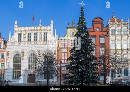 GDANSK, POLOGNE - 2020 JANVIER 17. Arbre de Noël dans la ville de Gdansk. Banque D'Images