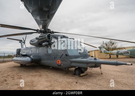 Un hélicoptère Sikorsky MH-53M Pave Low IV combat Search & Rescue au musée Pima Air & Space, Tucson, Arizona. Banque D'Images