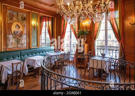 Brasserie historique le Grillon au cours Mirabeau, Aix-en-Provence, France Banque D'Images