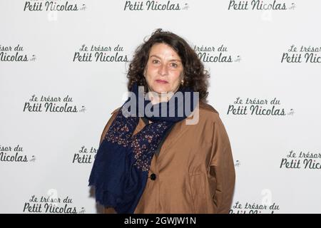 Noemie Lvovsky, actrice et réalisatrice française au photocall de la première projection du nouveau film le Tresor du petit Nicolas (Trésor du petit Nicolas) tenu au théâtre du Grand Rex. Paris, France, le 3 octobre 2021. Photo de DanielDerajinski/ABACAPRESS.COM Banque D'Images