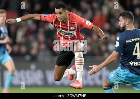 EINDHOVEN, PAYS-BAS - OCTOBRE 3 : Cody Gakpo de PSV pendant le match néerlandais Eredivisie entre PSV et Sparta Rotterdam au Philips Stadion le 3 octobre 2021 à Eindhoven, pays-Bas (photo de Geert van Erven/Orange Pictures) Banque D'Images