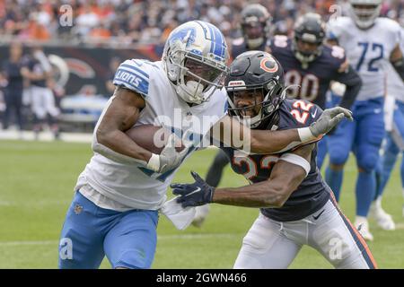 Chicago Bears cornerback Kindle Vildor (22) lines up against the Cincinnati  Bengals during an NFL football game Sunday, Sept. 19, 2021, in Chicago. The  Bears won 20-17. (Jeff Haynes/AP Images for Panini