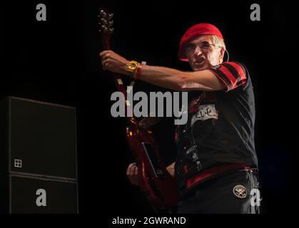 Captain sensible, le guitariste damné, en concert à Birmingham Genting Arena, le 16 juin 2018. Photographie musicale en direct. Banque D'Images