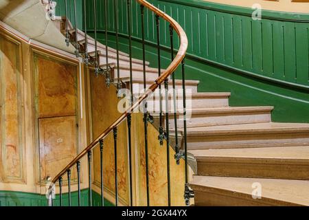 Escalier du XVIIIe siècle à l'Hôtel Saint Jean, Chalon-sur-Saône, est de la France. Banque D'Images