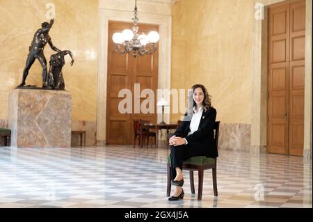 Adjointe du groupe la République en Marche, Anissa Khedher pose à l'Assemblée nationale le 8 août 2021 à Paris, France. Photo de David Niviere/ABACAPRESS.COM Banque D'Images