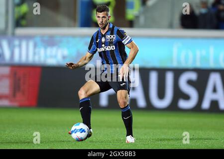 Remo Freuler d'Atalanta BC en action pendant la série Un match entre Atalanta BC et AC Milan. Banque D'Images