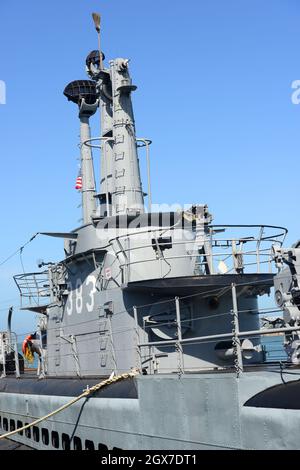 Masques et tour de conning de l'USS pampanito.L'USS Pampanito (SS-383) est un sous-marin de la Seconde Guerre mondiale, ancré dans le parc national maritime de San Francisco à Fisher Banque D'Images