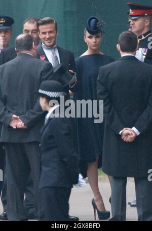 David Beckham et Victoria Beckham arrivent pour le mariage du prince William et de Catherine Middleton à l'abbaye de Westminster le 29 avril 2011. Banque D'Images