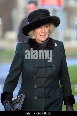 Camilla, Duchesse de Cornwall visite le camp de Bulford dans le Wiltshire pour accueillir le 4e Bataillon, les Rifles à leur retour d'Afghanistan Banque D'Images