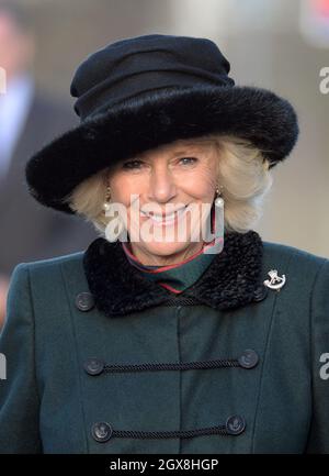 Camilla, Duchesse de Cornwall visite le camp de Bulford dans le Wiltshire pour accueillir le 4e Bataillon, les Rifles à leur retour d'Afghanistan Banque D'Images