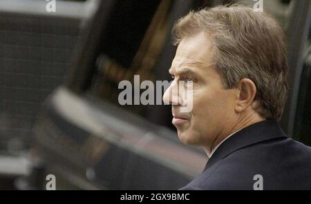 Le Premier ministre britannique Tony Blair arrive à la cathédrale Saint-Paul à Londres pour un service de mémoire pour les 51 soldats britanniques tués en Irak.La Reine, le Prince Charles et des hauts responsables du gouvernement et des forces armées se sont joints aux parents des soldats tués.Â Anwar Hussein/allactiondigital.com Banque D'Images