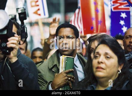 Denzel Washington comme major Ben Marco et Meryl Streep comme sénateur Eleanor Shaw dans le candidat Manchurien. Banque D'Images