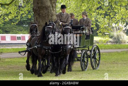 Le Prince Philip participe à l'épreuve de la voiture le deuxième jour du Royal Windsor Horse Show à Windsor, en Angleterre.Anwar Hussein/allactiondigital.com Banque D'Images