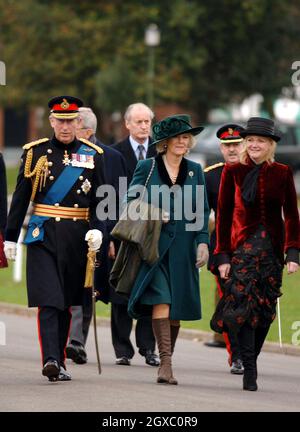 Le Prince Charles, Prince de Galles et Camilla, duchesse de Cornwall arrivent pour assister à la Parade de Sovereign à l'Académie militaire royale de Sandhurst le 15 décembre 2006.Anwar Hussein/EMPICS Entertainment Banque D'Images