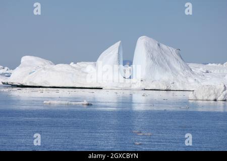 Magnifique paysage d'iceberg dans la baie de Disko Banque D'Images