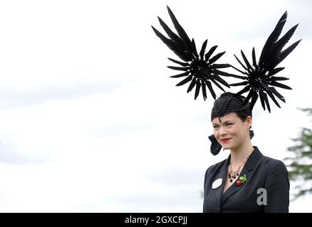 Jasmine Guinness assiste à la Ladies Day of Royal Ascot à l'hippodrome d'Ascot Banque D'Images