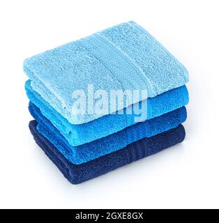 Pile de serviettes pliée sur fond blanc Banque D'Images