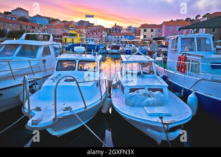 Village de pêcheurs sur l'île de Dugi Otok Sali soir voir l'archipel de Dalmatie, Croatie Banque D'Images