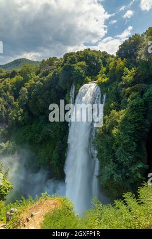 Chutes de Marmore, Cascata delle Marmore, en Ombrie, Italie Banque D'Images