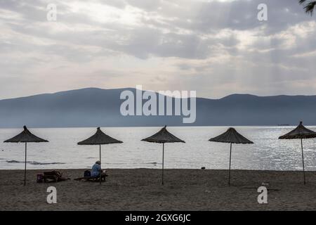 Vlore, située sur la côte Adriatique, la troisième ville la plus peuplée d'Albanie, des Balkans et du sud-est de l'Europe. Banque D'Images