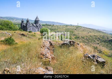 Monastère de Tegher du XIIIe siècle à Aragotsotn province en Arménie Banque D'Images