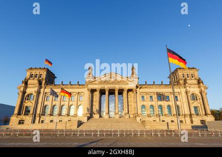 Berlin Reichstag Bundestag Parlement Gouvernement bâtiment espace copie dans L'Allemagne repère Banque D'Images