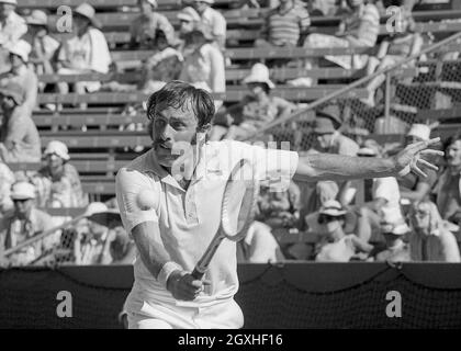 John Newcombe, Australian Open 1976, semi-finales, Kooyong Lawn tennis Club, 26 Dez.1975 - 4 janv. 1976, Melbourne. Banque D'Images