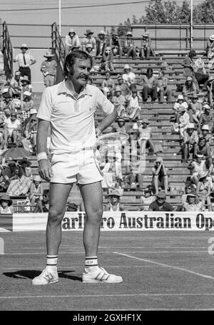 John Newcombe, Australian Open 1976, semi-finales, Kooyong Lawn tennis Club, 26 Dez.1975 - 4 janv. 1976, Melbourne. Banque D'Images