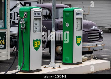 Station-service historique de BP avec un vieux temps mobil Banque D'Images