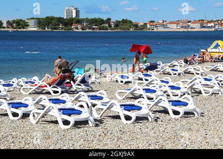 VODICE, CROATIE - 6 SEPTEMBRE 2016 : c'est la côte de la plage de Croatie en velours. Banque D'Images