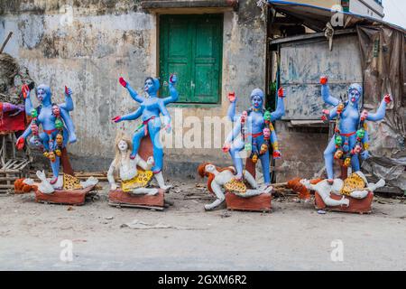 Récemment fabriqués des idoles de la déesse Kali à Kolkata, Inde Banque D'Images