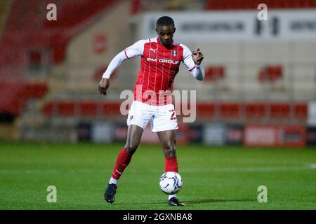 Rotherham, Royaume-Uni. 05e octobre 2021. Hakeem Odoffin #22 de Rotherham United à Rotherham, Royaume-Uni, le 10/5/2021. (Photo par Ben Early/News Images/Sipa USA) crédit: SIPA USA/Alay Live News Banque D'Images