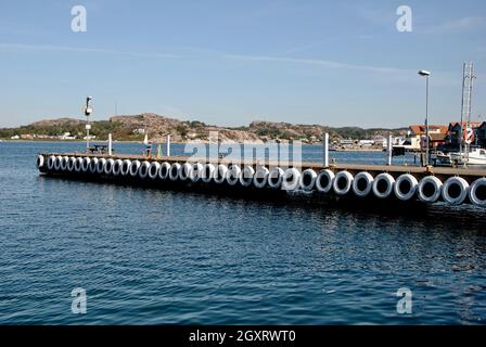 Jetée à Bovalllstrand sur la côte ouest de la Suède Banque D'Images