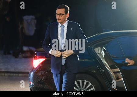 Brdo PRI Kranju, Slovénie. 05e octobre 2021. Le Premier ministre polonais, Mateusz Morawiecki, se présente au sommet UE-Balkans occidentaux qui se tiendra le 6 octobre 2021. Crédit : SOPA Images Limited/Alamy Live News Banque D'Images