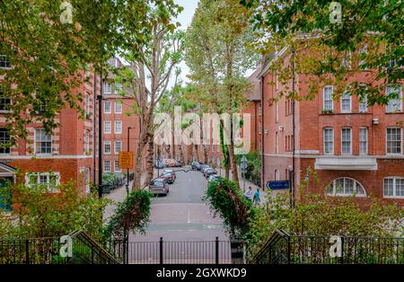 Vue sur Camlet Street, à Arnold Circus, Weavers, est de Londres.Photo prise depuis Boundary Gardens. Banque D'Images