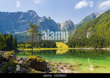 Lago di Fusine superiore près de Milan, Italie Banque D'Images