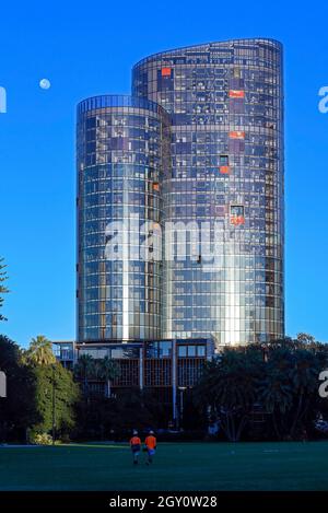 Australie occidentale, Perth.Le luxueux hôtel Ritz-Carlton à Elizabeth Quay photo © Fabio Mazzarella/Sintesi/Alamy stock photo Banque D'Images